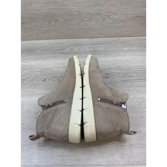 ECCO Soft 7 Tred Women's Sneakers Taupe Nubuck Leather 8 Zip Ankle Boots - Picture 5 of 10